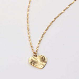 Retro Heart Neckalce