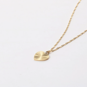 Retro Heart Neckalce